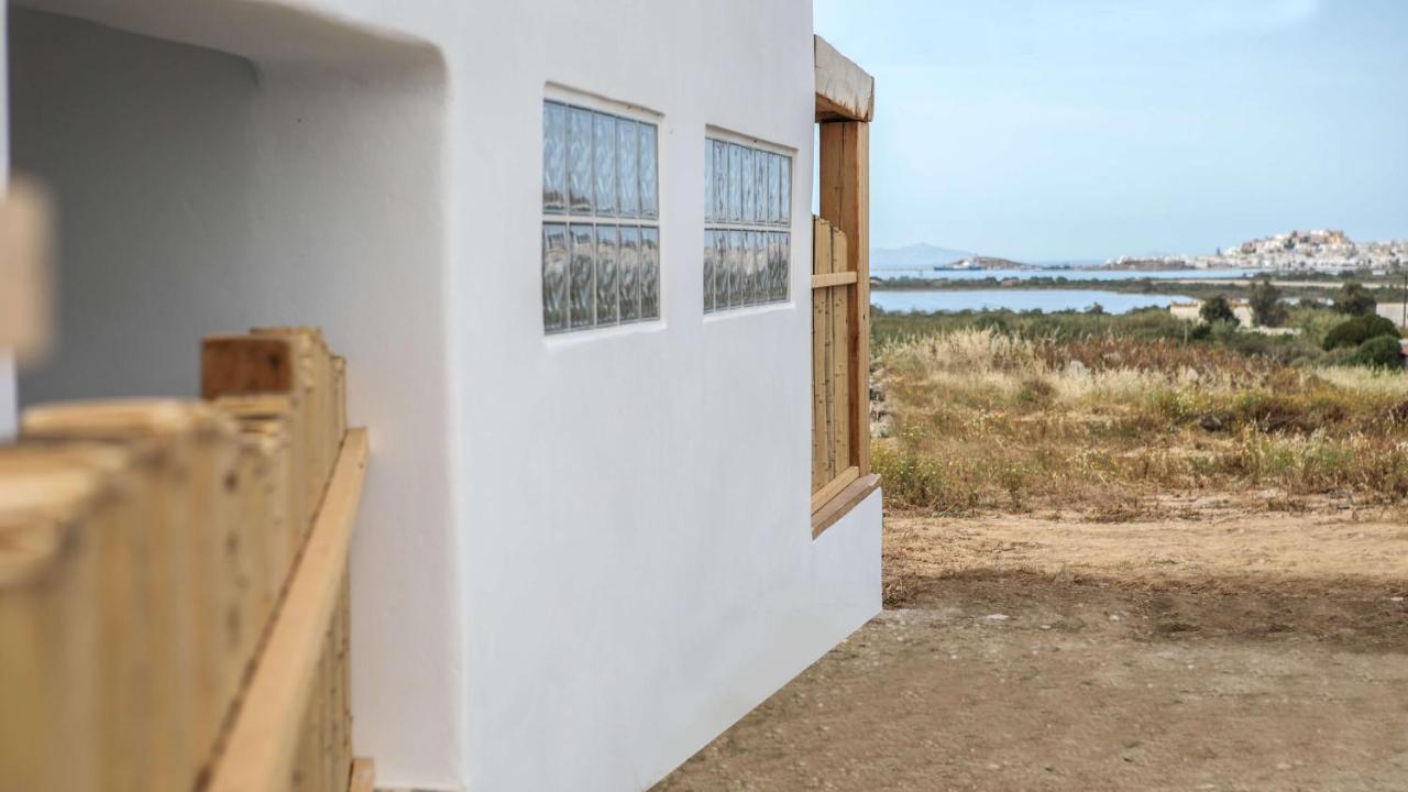 Sunday Luxury Suites Agia Anna  Exterior photo